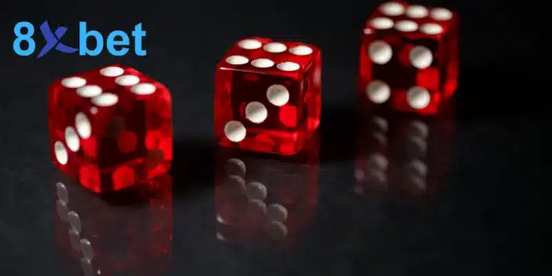 Hướng Dẫn Cách Chơi Baccarat, Sicbo, Roulette Tại 8XBET Sicbo là trò chơi cá cược được hội viên 8XBET yêu thích